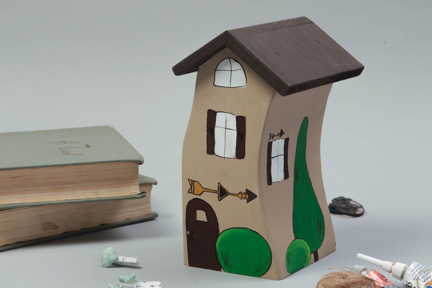 Figura artesanal con forma de casa marrón regalo original decoración de hogar foto 1