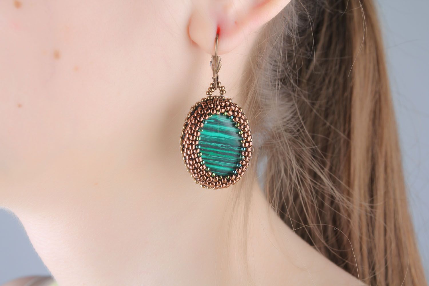 Earrings made of leather and malachite photo 5