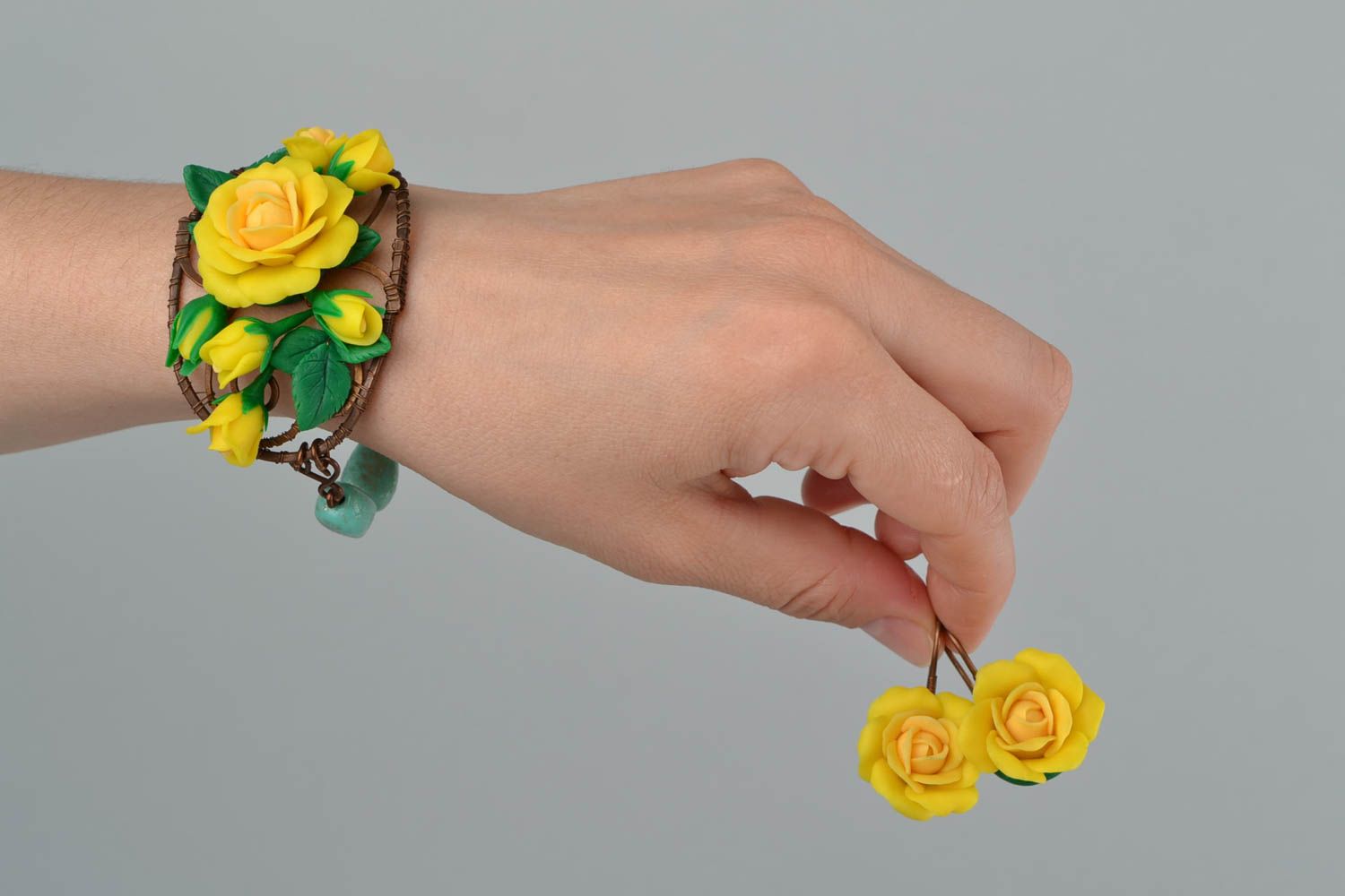 Homemade charm jewelry set yellow roses flower cuff bracelet and earrings for women and girls photo 2