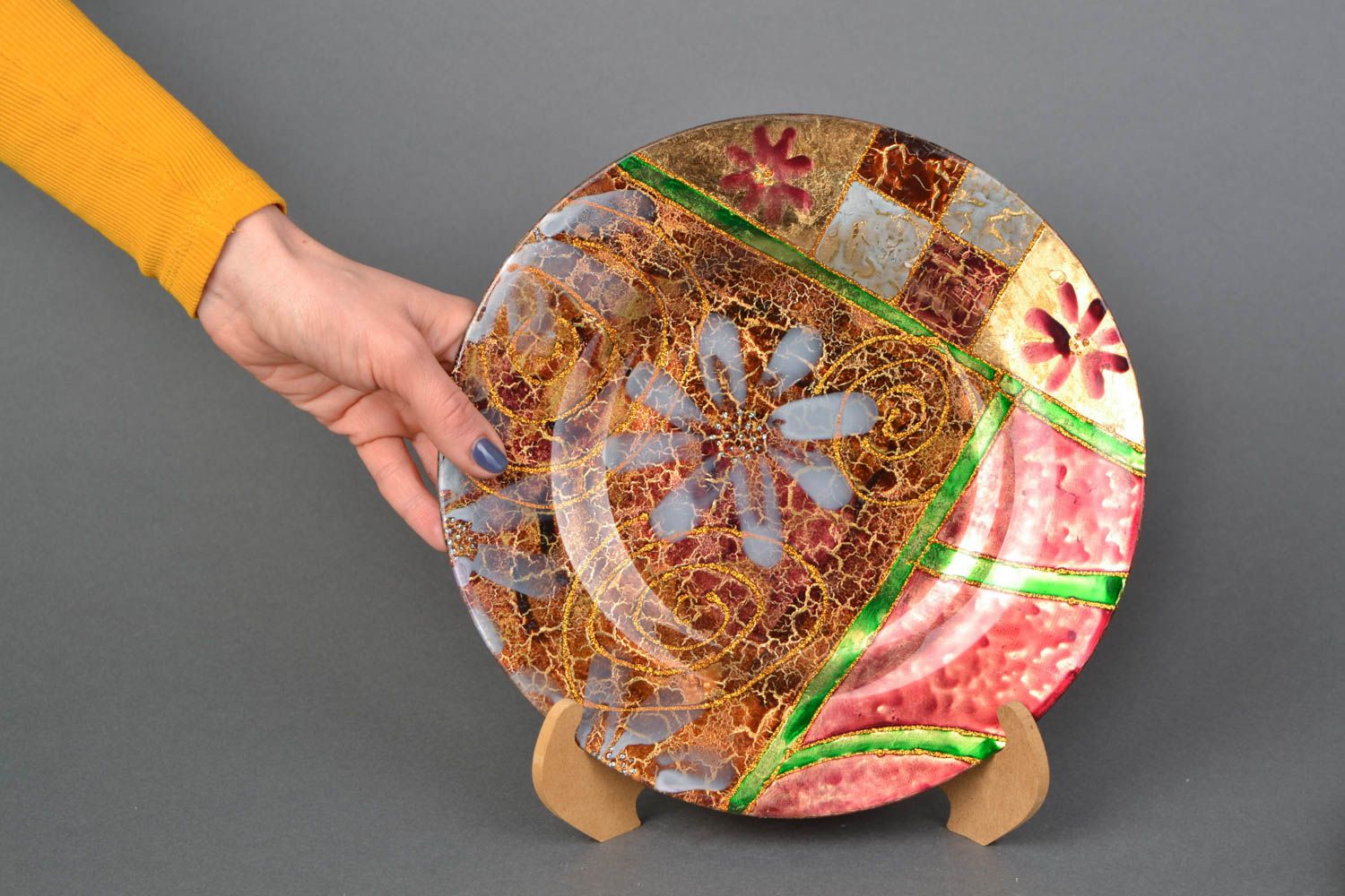 Керамическая декоративная тарелка на стену  фото 2