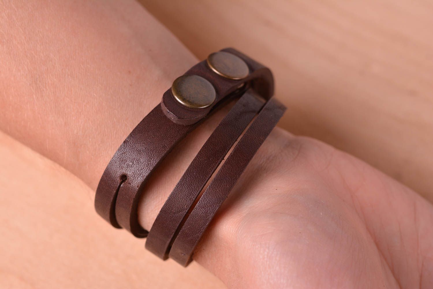 Bracelet cuir Bijou fait main design original marron Accessoire femme cadeau photo 5
