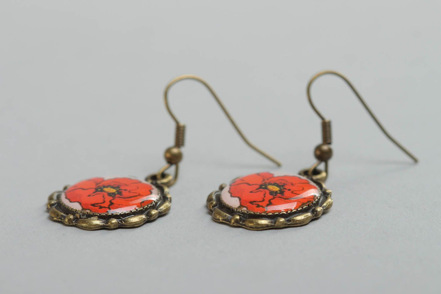 Handcrafted beautiful vintage earrings made of glass glaze with red poppies photo 3