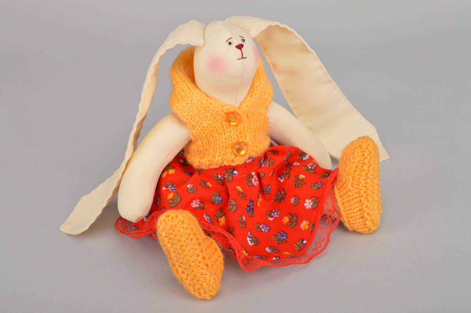 Conejito de peluche hecho a mano juguete artesanal regalo para niño foto 5
