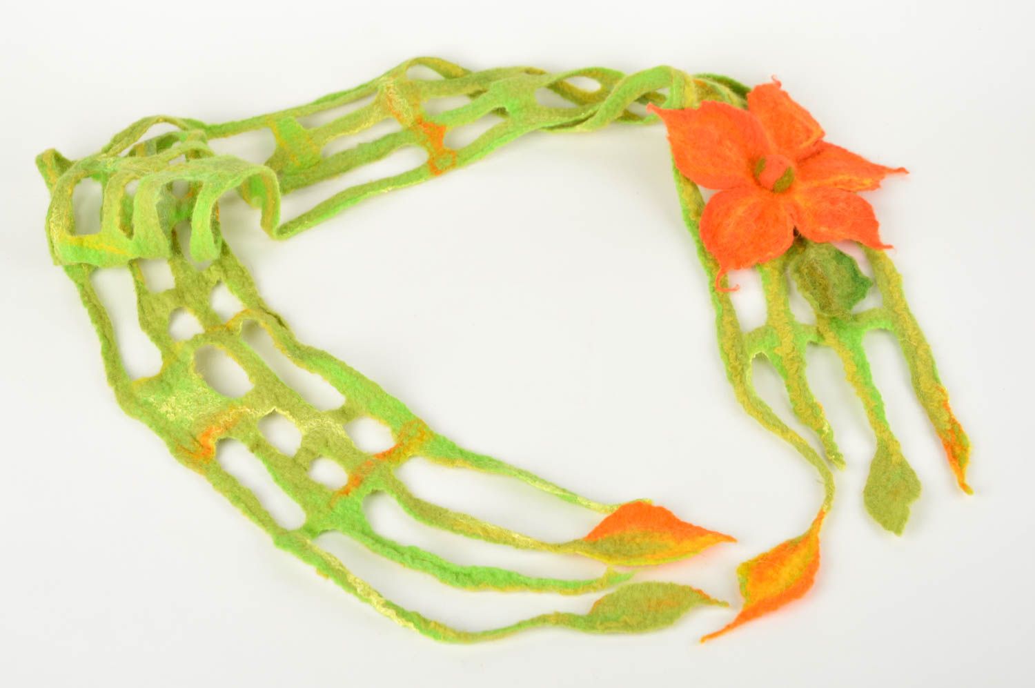 Женский шарф ручной работы шерстяной шарф легкий с цветами валяный шарф фото 3