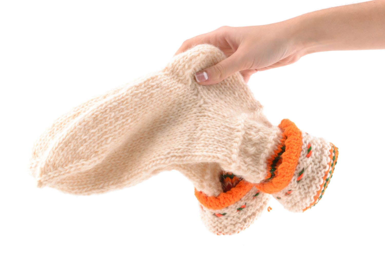 Calcetines de lana tejidos a mano con ornamento	 foto 5