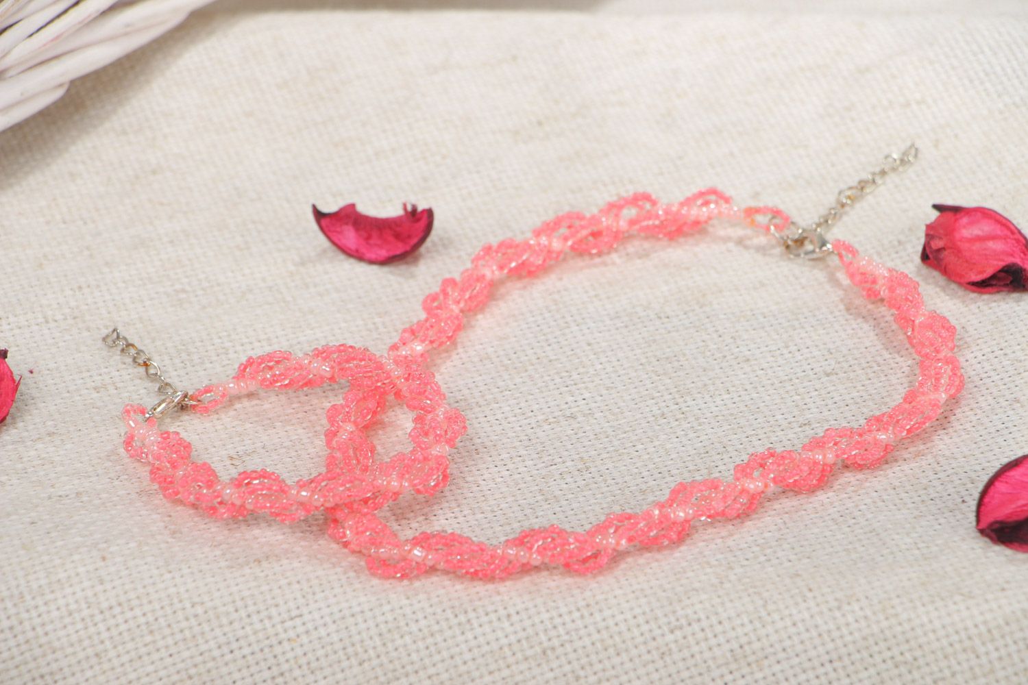 Juego de accesorios de abalorios artesanales pulsera y collar de color rosado  foto 1