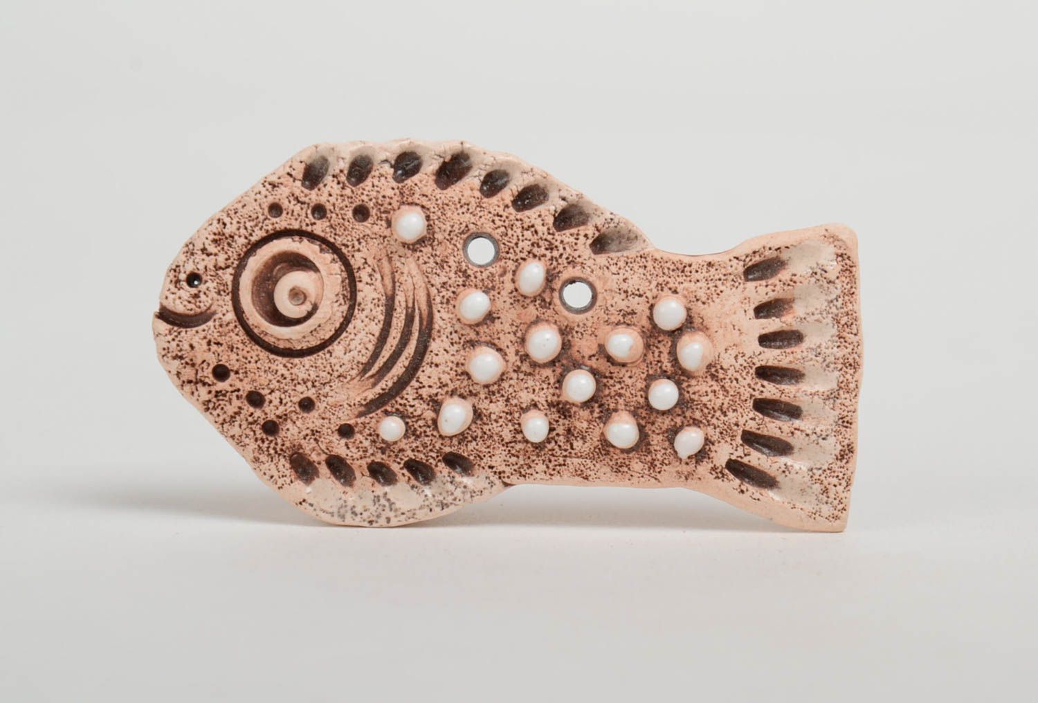 Handgemachter Ton Anhänger Rohling für Bijouterie künstlerisch schön Fisch foto 2