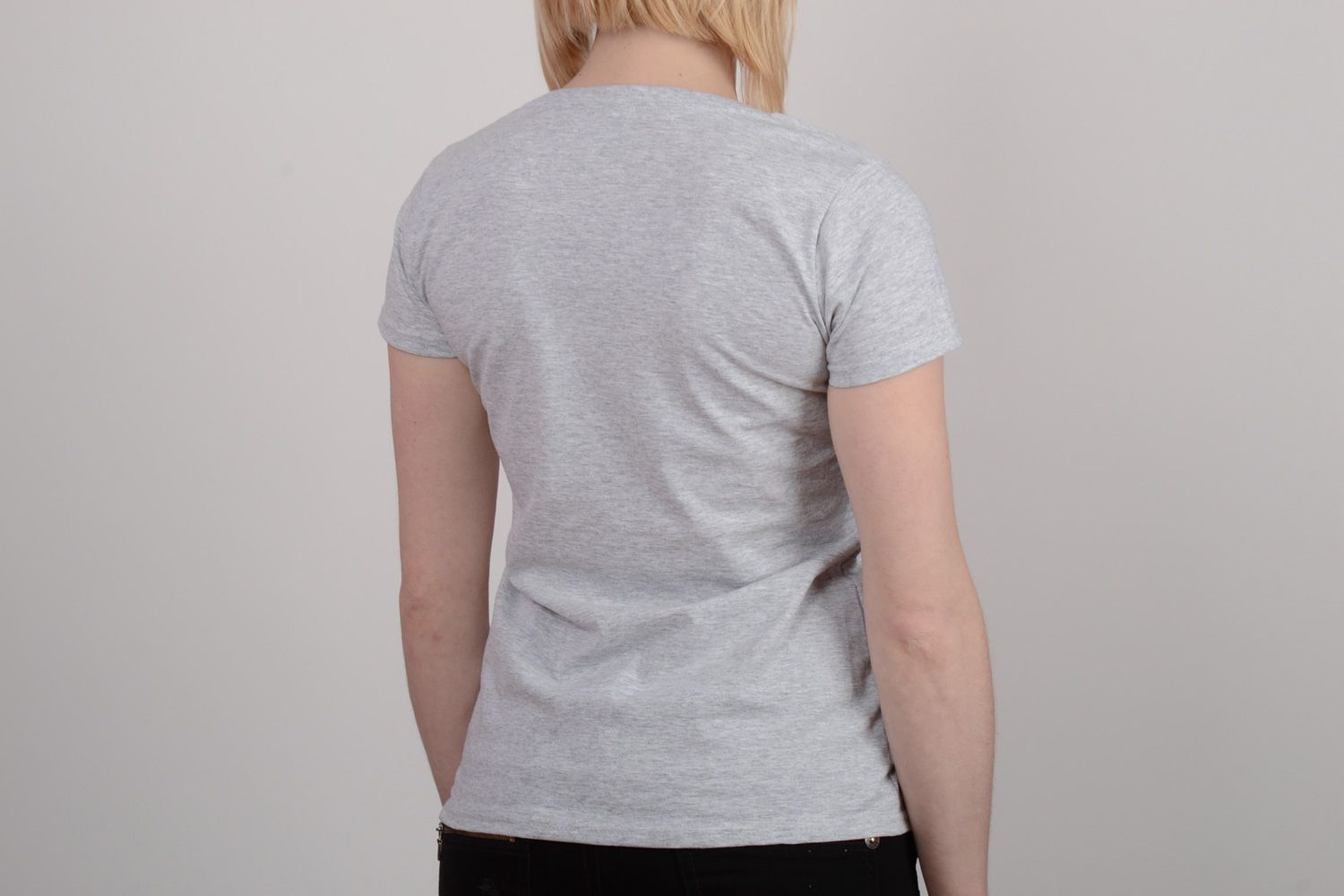 T-shirt gris en coton avec image de chat fait main pour femme original photo 5