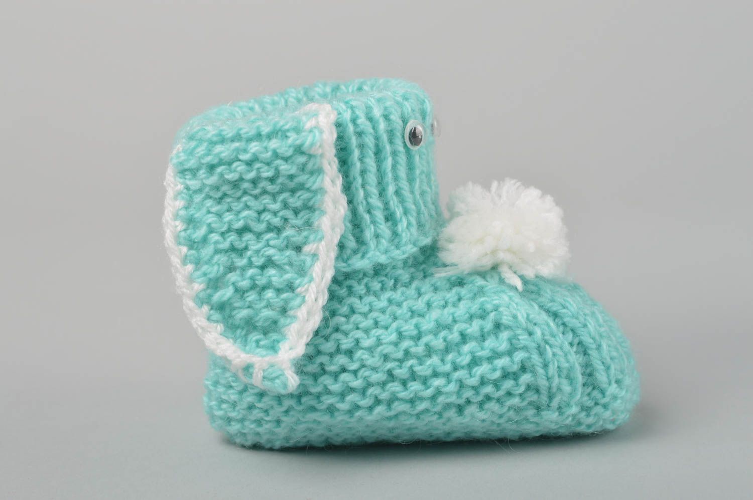 Handgefertigte Schuhe gehäkelte Babyschuhe Geschenk für Kleinkinder in Minzgrün  foto 3