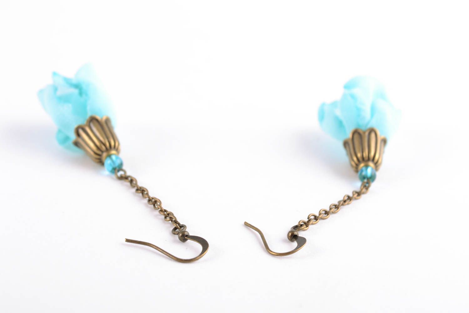 Boucles d'oreilles en tissu Boutons bleu ciel faites main pendantes pour femme photo 5