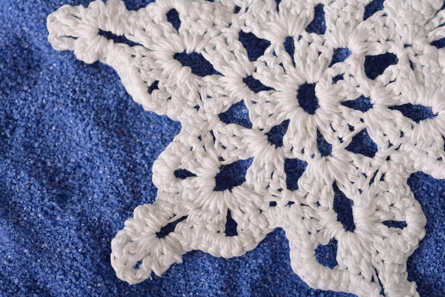 Décoration flocon Déco fait main blanche tricot Idée déco Noël textile photo 2