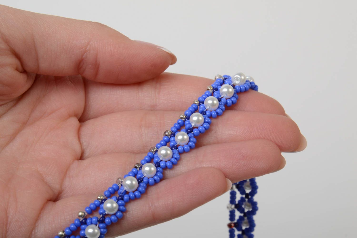 Beautiful blue and white handmade women's gentle thin beaded necklace photo 5