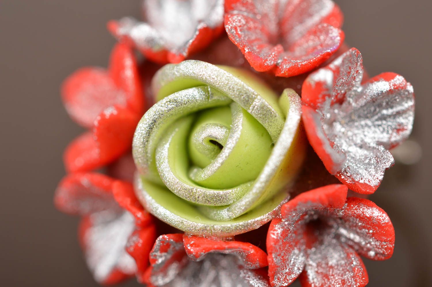Handmade designer jewelry ring with metal basis and polymer clay flower red photo 3