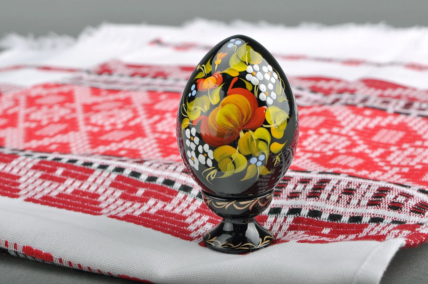 Decorative egg with a holder Peony photo 1