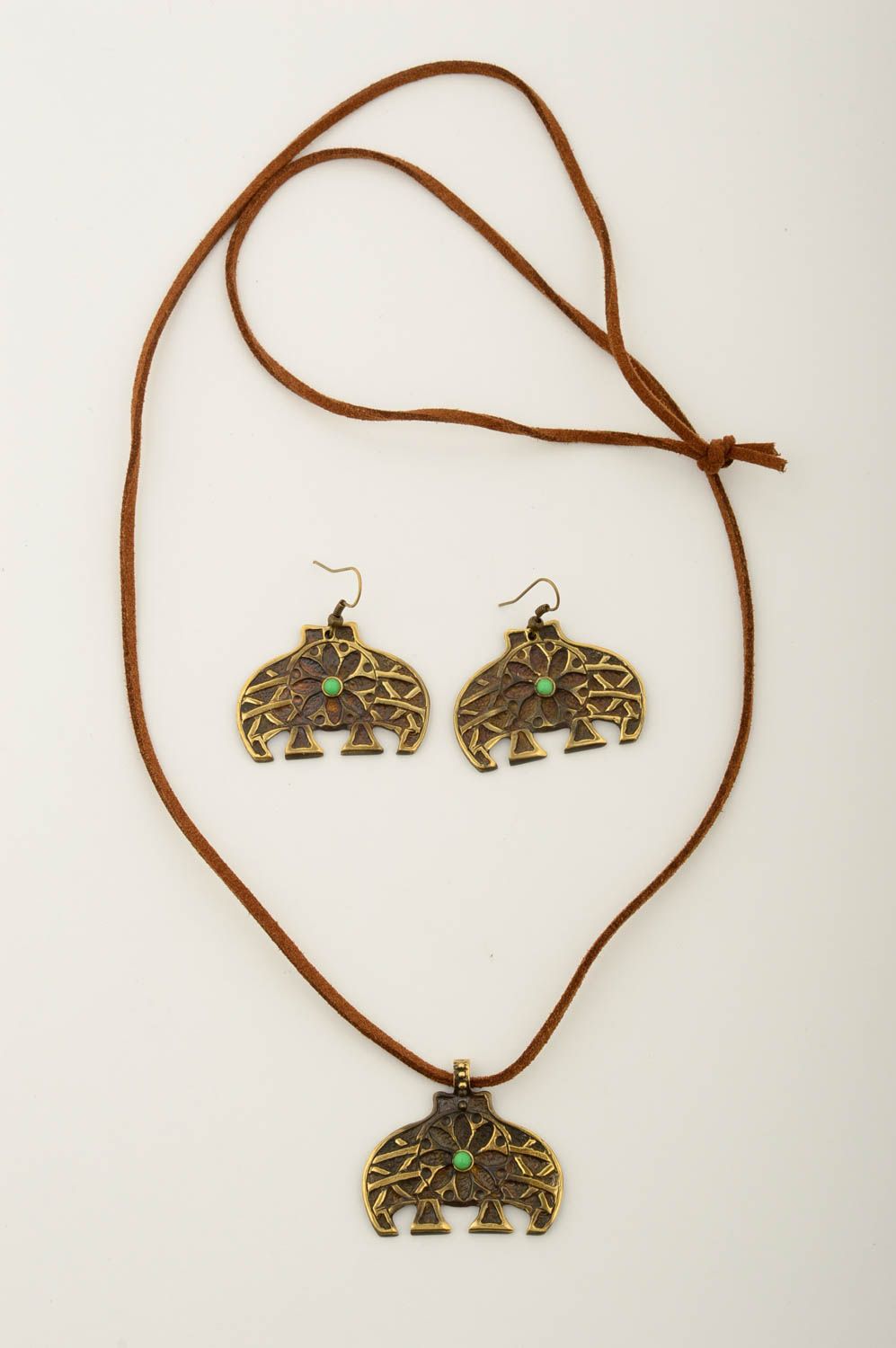 Unusual handmade jewelry set metal earrings metal pendant fashion trends photo 3
