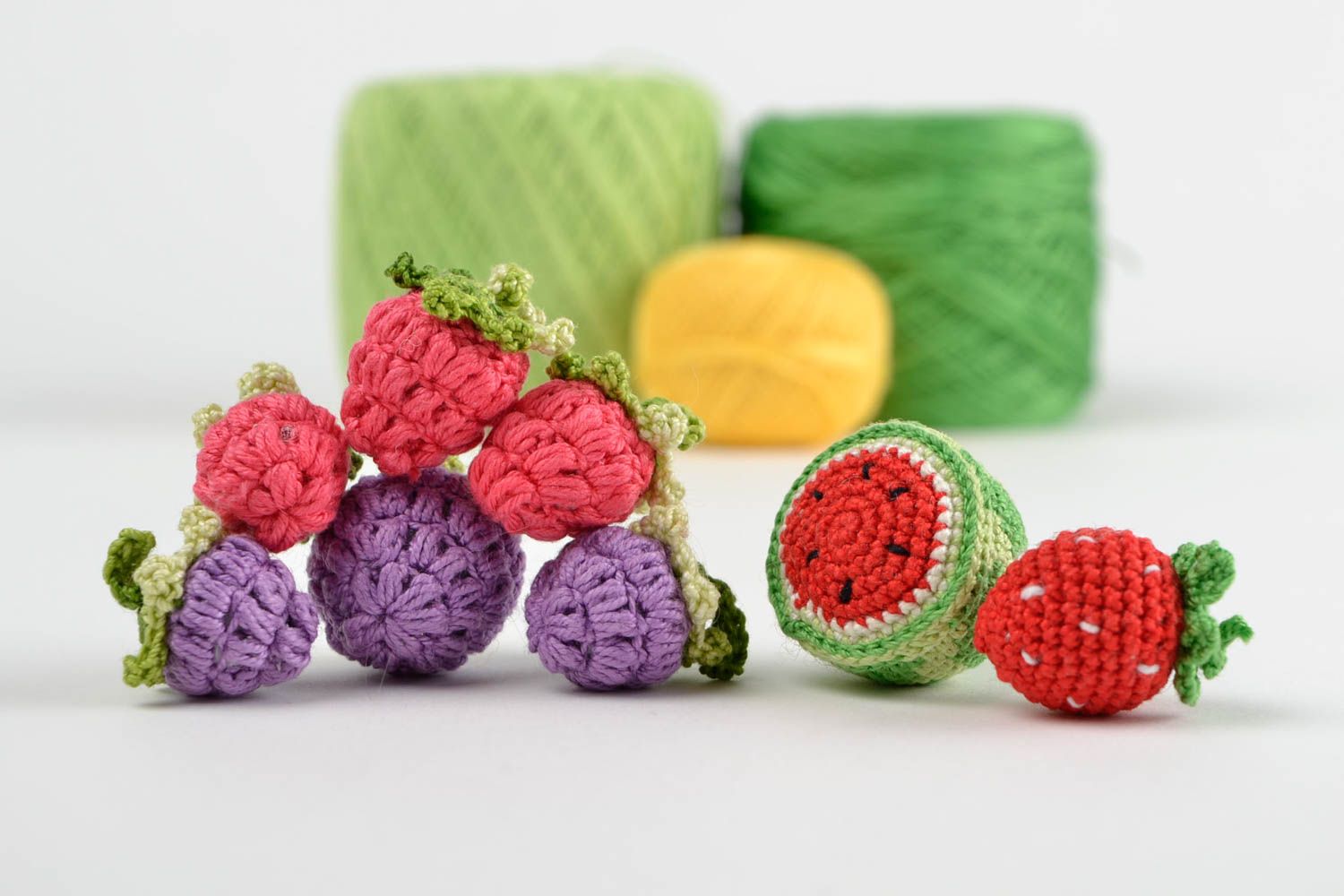 Handmade kleine Spielzeuge Häkel Dekoration gehäkelte Früchte Set 8 Stück foto 1