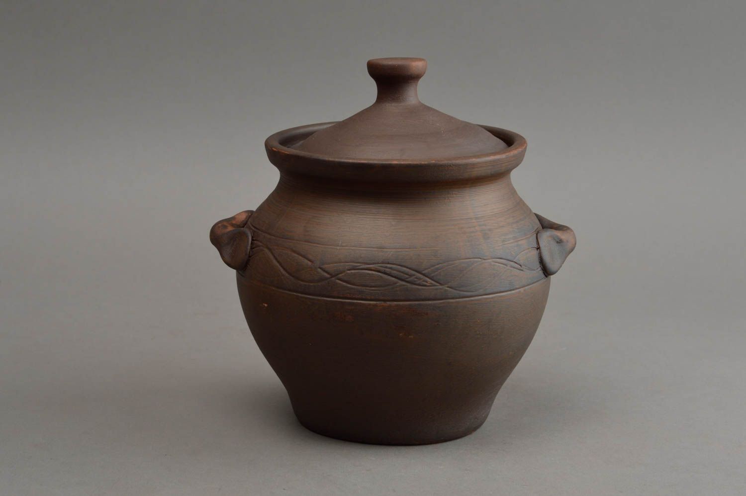 Pot en céramique avec couvercle et deux anses 1.1 L fait main pour cuisine photo 3