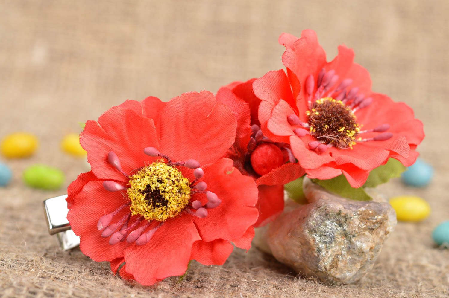 Handmade small flower hair clip in form of beautiful bright red poppies photo 1