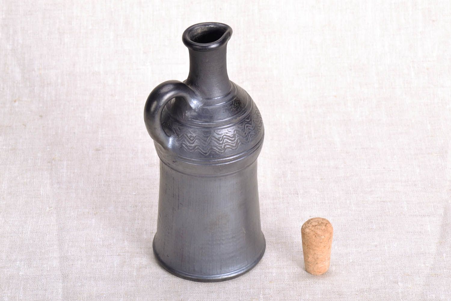 Garrafa de cerâmica para azeite e vinagre feita de barro foto 3