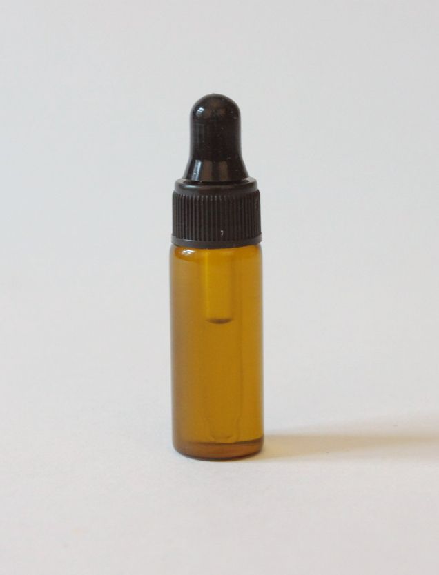 Natural oil for skin around eyes photo 1