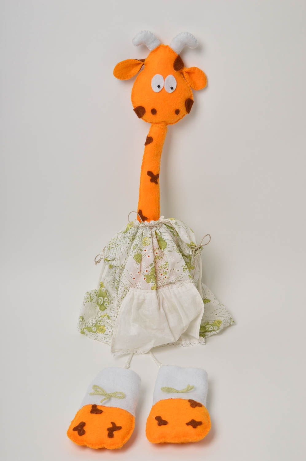 Stoff Kuscheltier handgefertigt Spielzeug Giraffe Wohnzimmer Deko ausgefallen foto 3