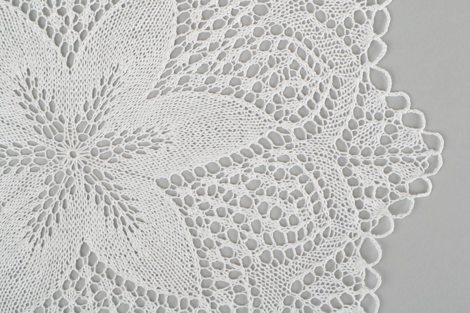 Servilleta tejida artesanal  blanca para mesa elemento decorativo diseño de casa foto 4