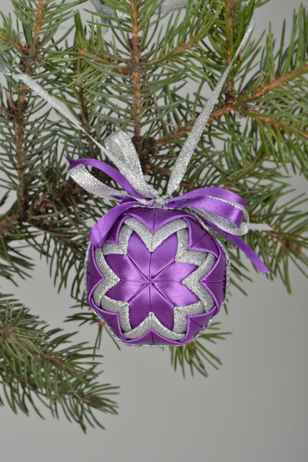 Christmas tree ball made of ribbons photo 1
