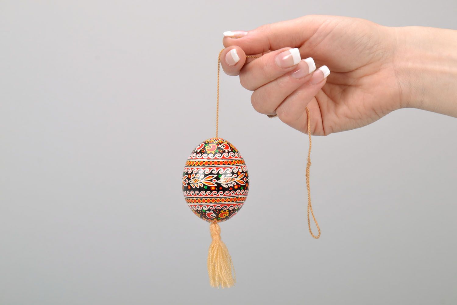 Ovo decorativo da Páscoa original feito à mão para decoração do interior  foto 2