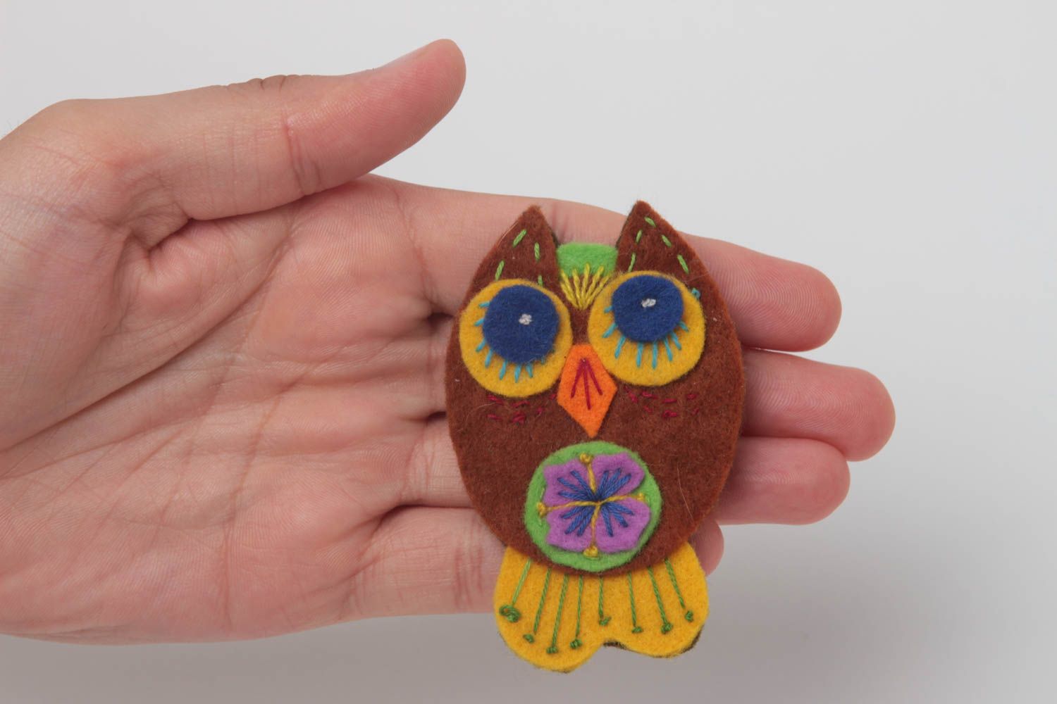 Designer felt brooch handmade jewelry accessory woman stylish present owl brooch photo 5