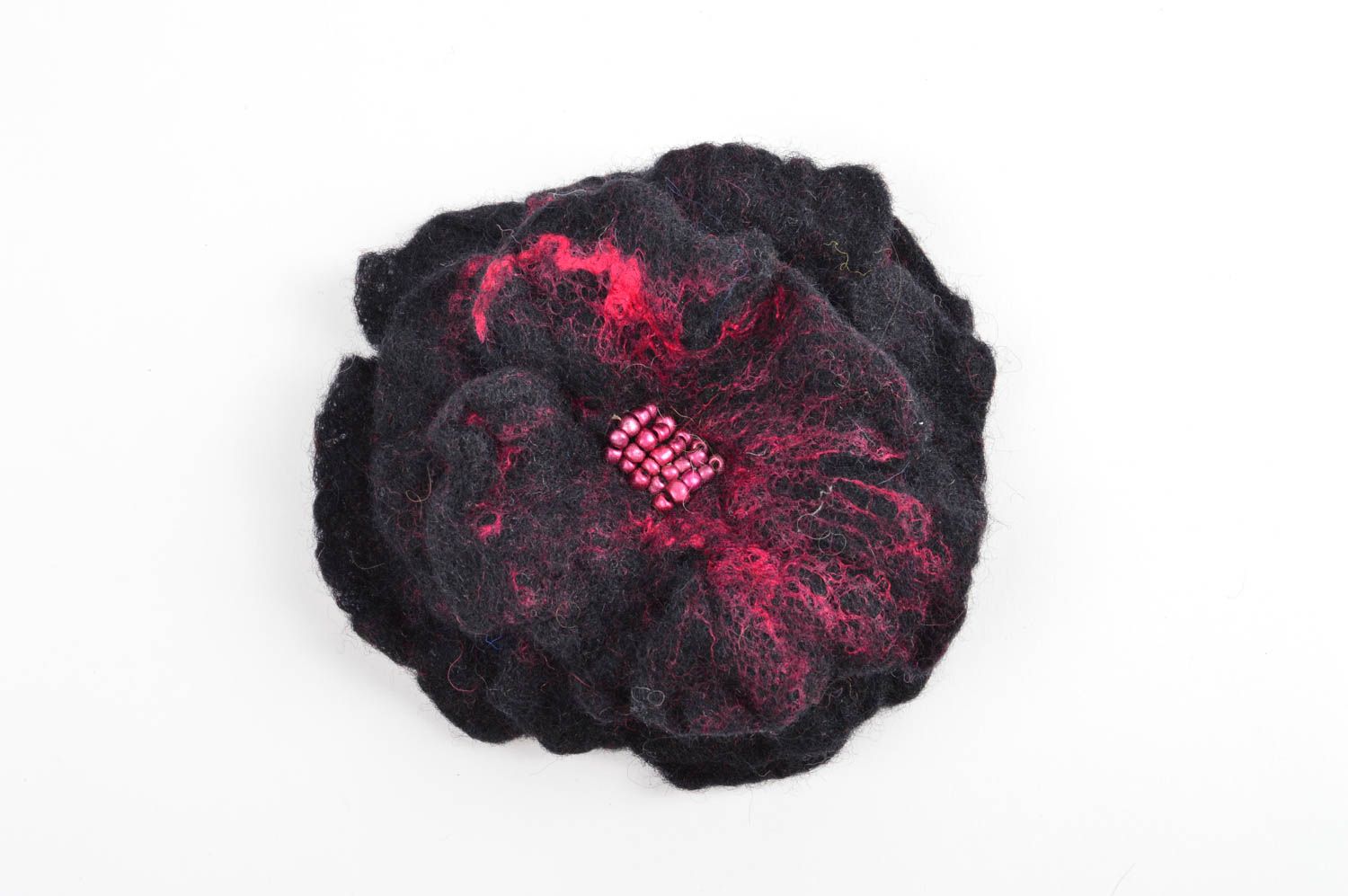 Broche fleur Bijou fait main laine feutrée perles de rocaille Accessoire femme photo 3