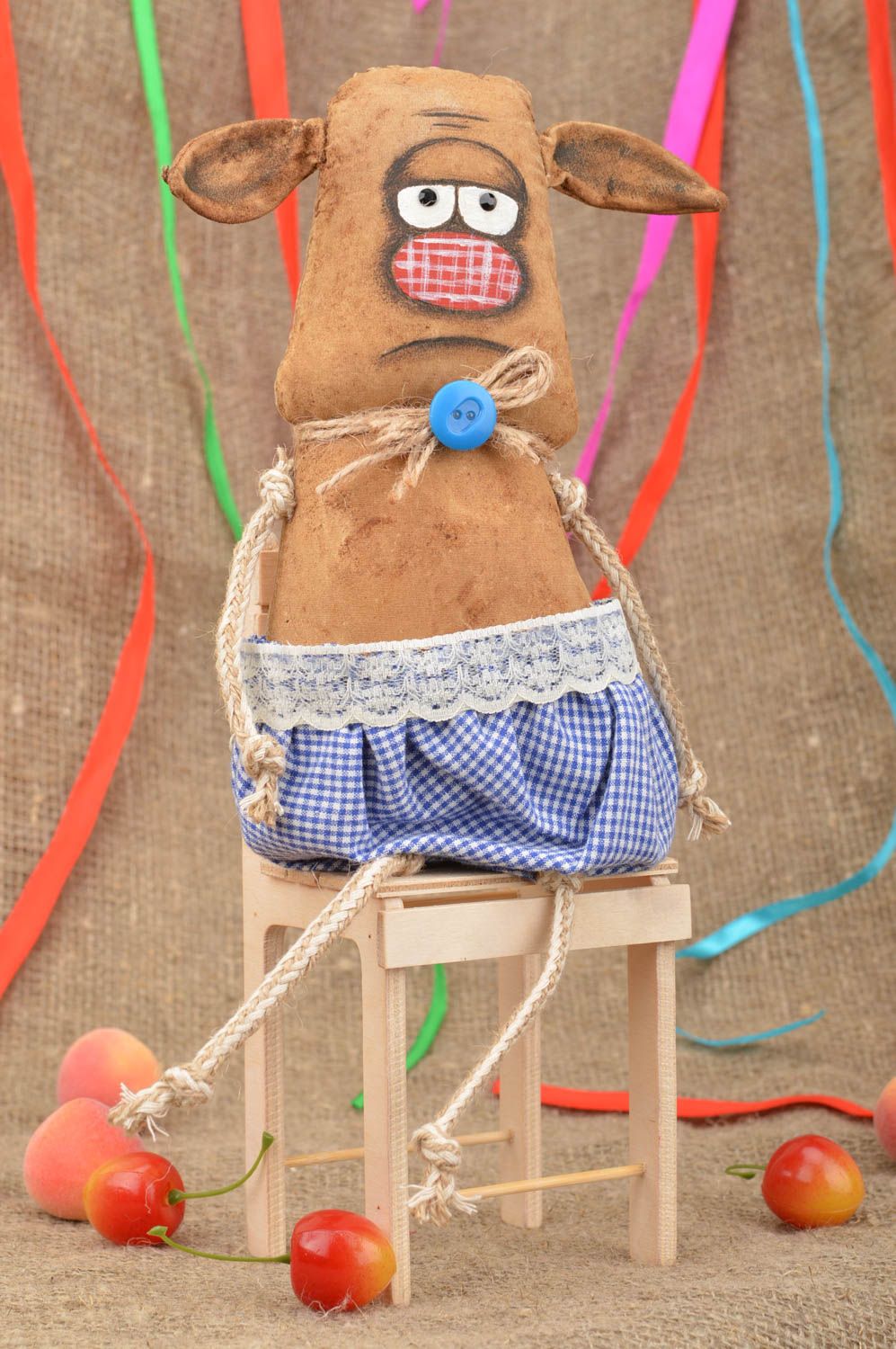 Интерьерная игрушка Ослик из хлопка коричневый красивый декор ручной работы фото 1