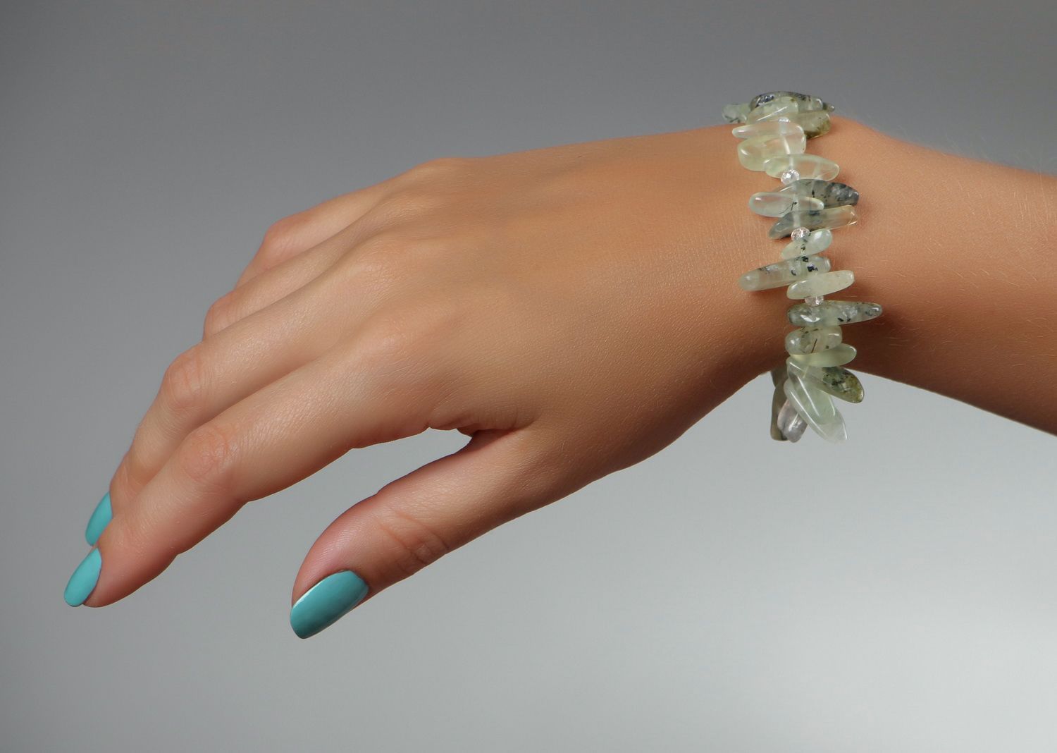 Bracelet fait main original en prehnite et cristal photo 4