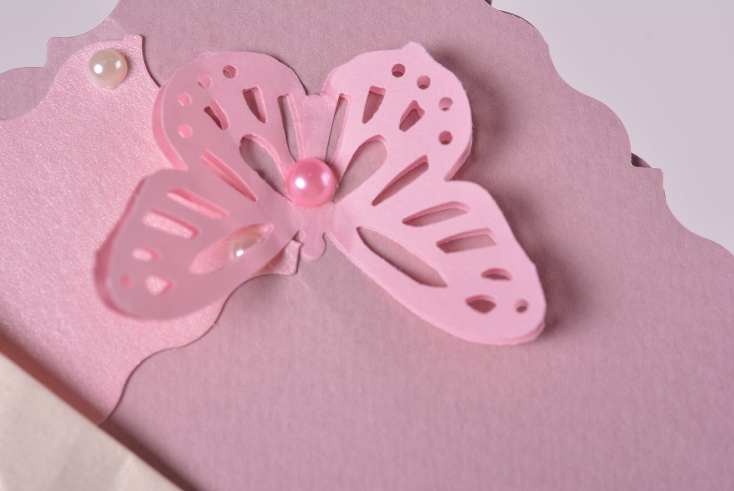 Carte de voeux fait main en carton de design rose avec papillon Cadeau original photo 3