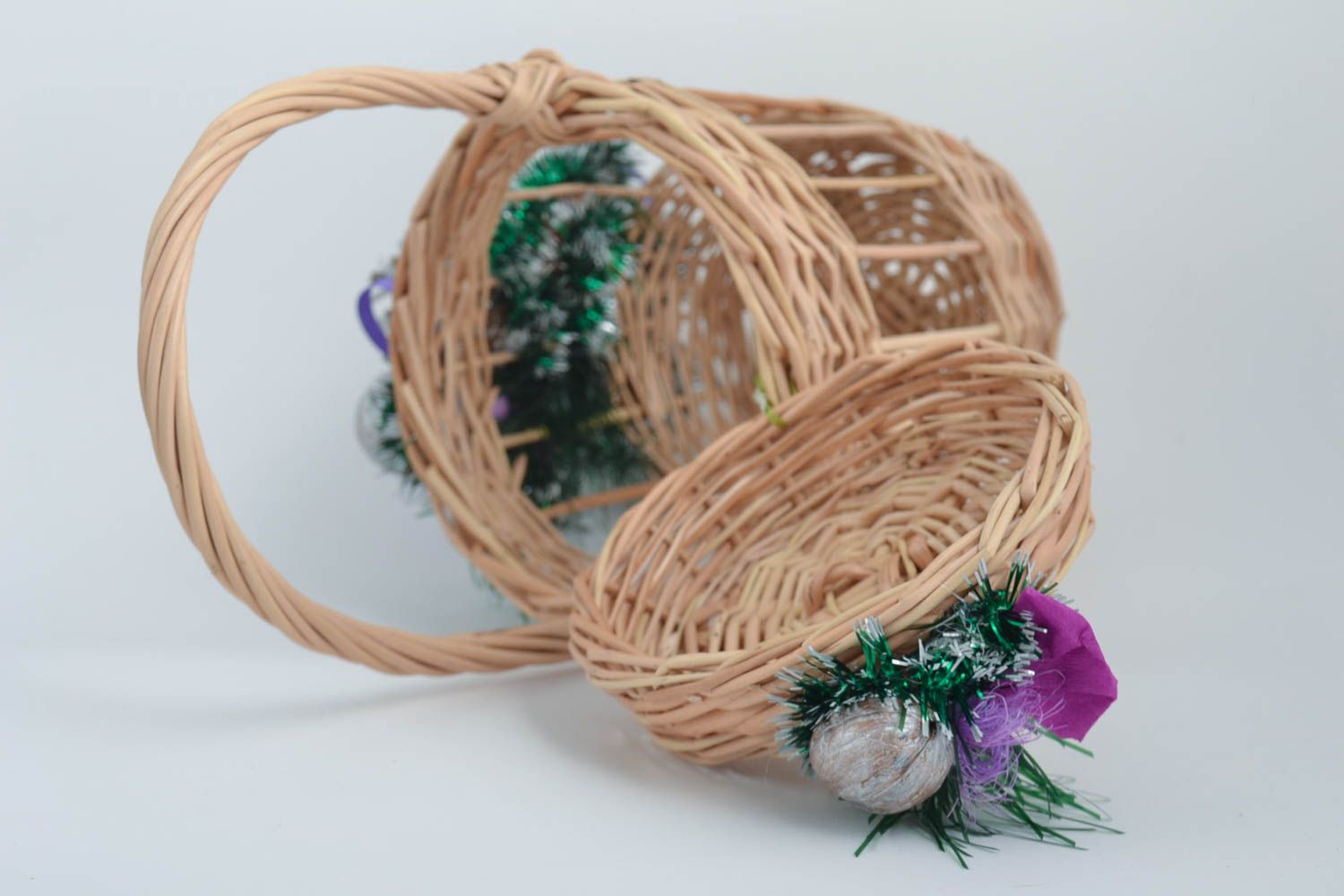 Плетеная корзинка из лозы ручной работы пасхальный бидончик подарок верующим фото 4