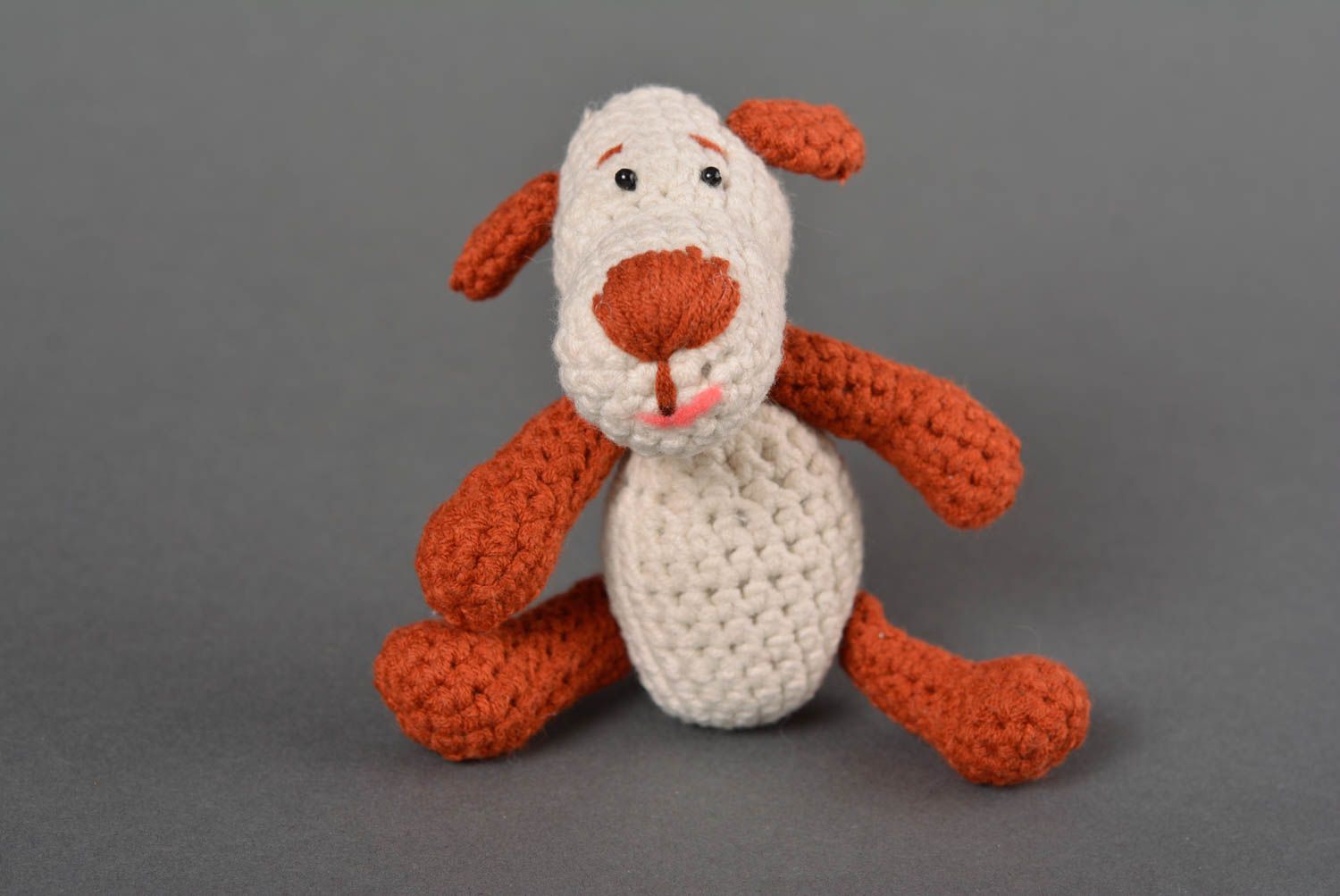 Spielzeug Hund Kuscheltier für Kleinkinder gehäkeltes Kuscheltier klein schön  foto 1