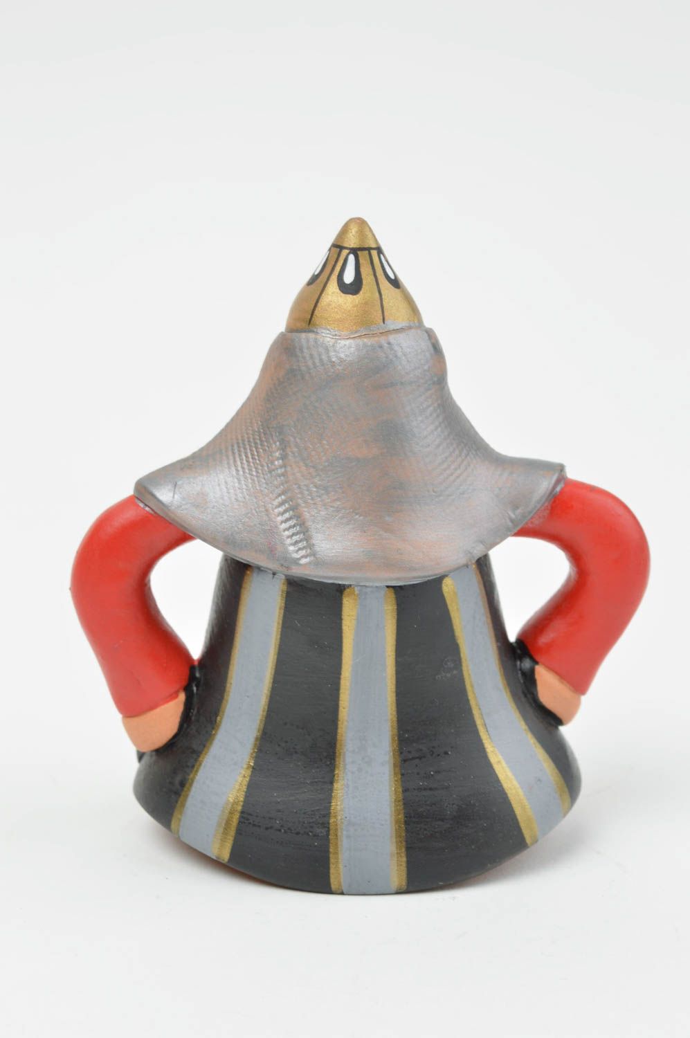 Глиняный колокольчик в виде рыцаря расписанный красками ручной работы необычный фото 3