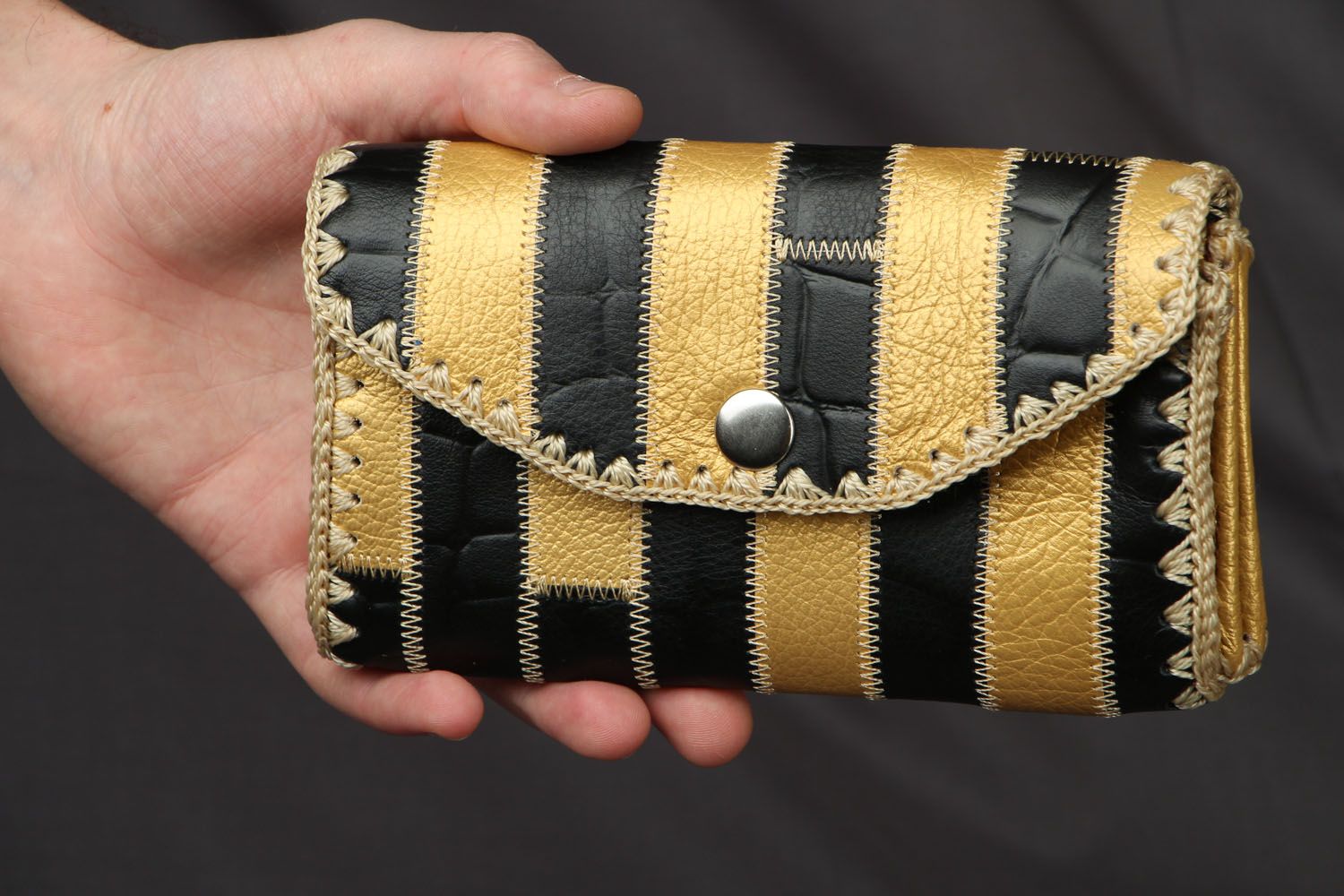 Women's leather wallet Black Gold photo 4