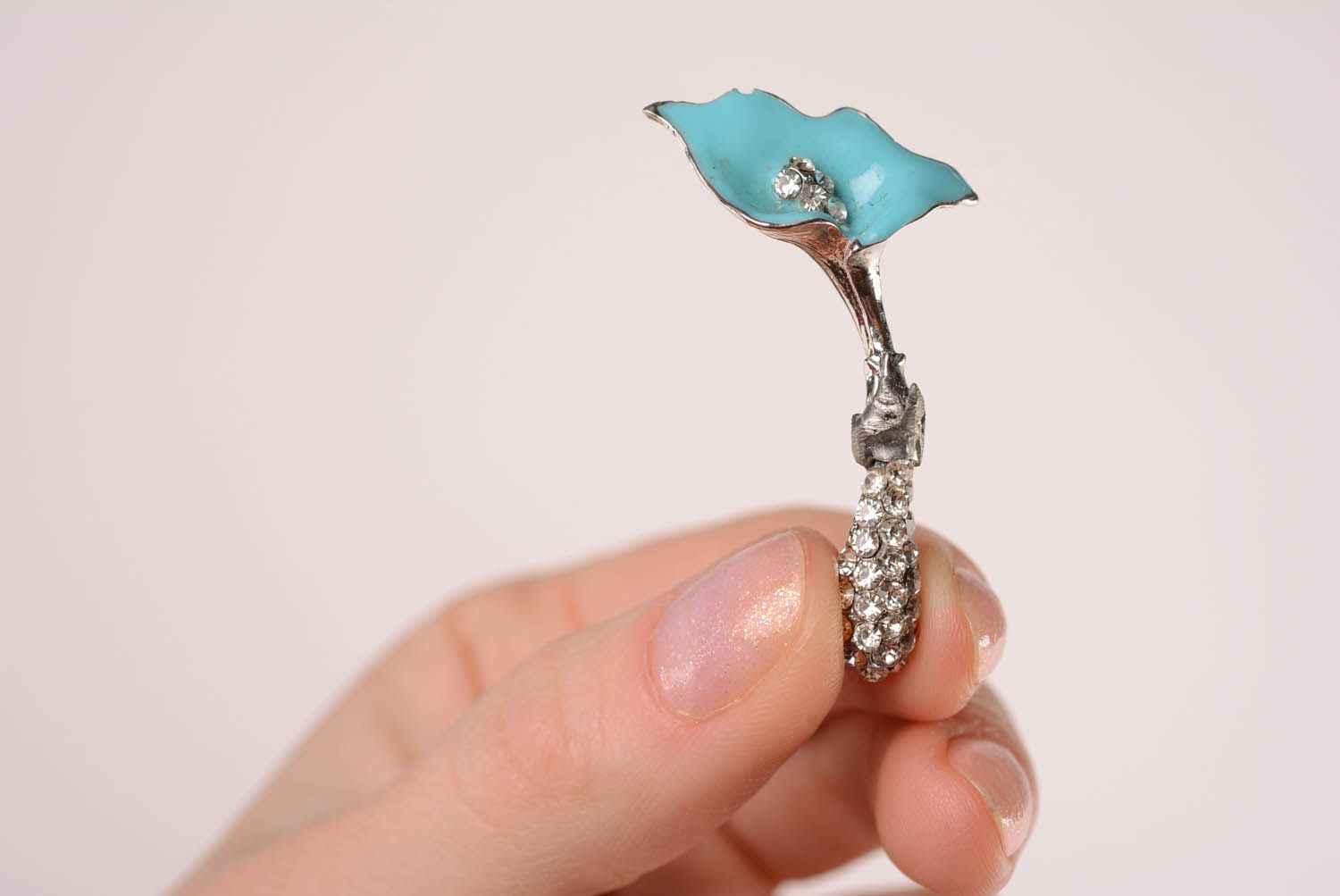 Brinco cuff de aço médico acessório feminino feito à mão Flor cristal foto 4