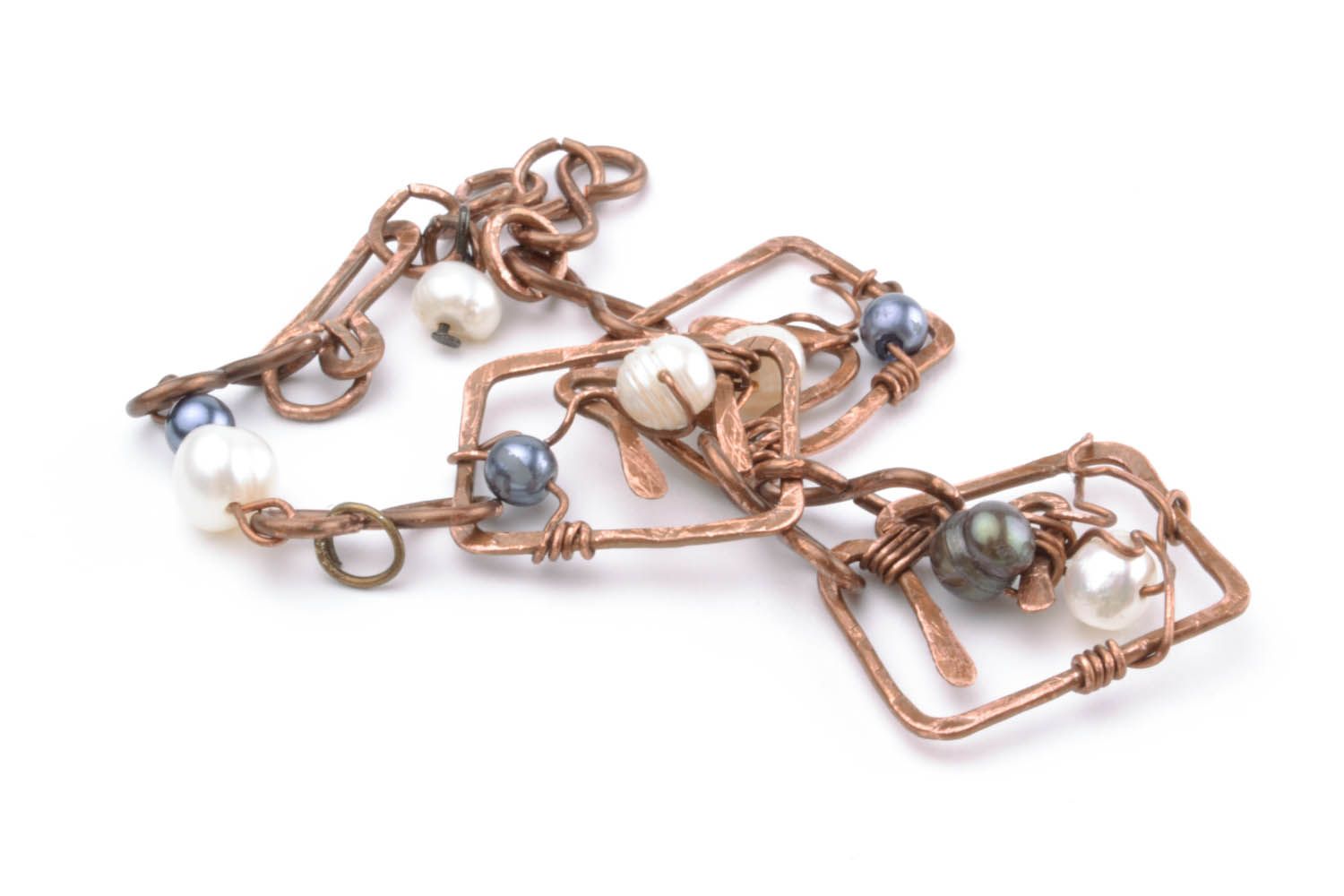 Copper bracelet with freshwater pearls photo 4