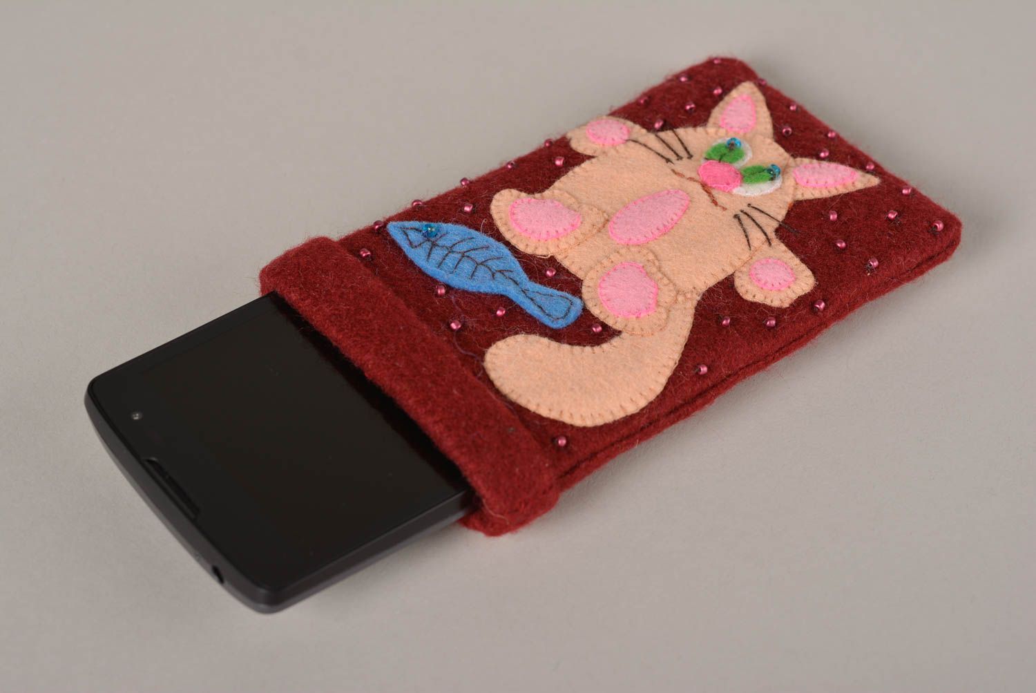 Cobertor para celular hecho a mano de fieltro funda para celular regalo original foto 2