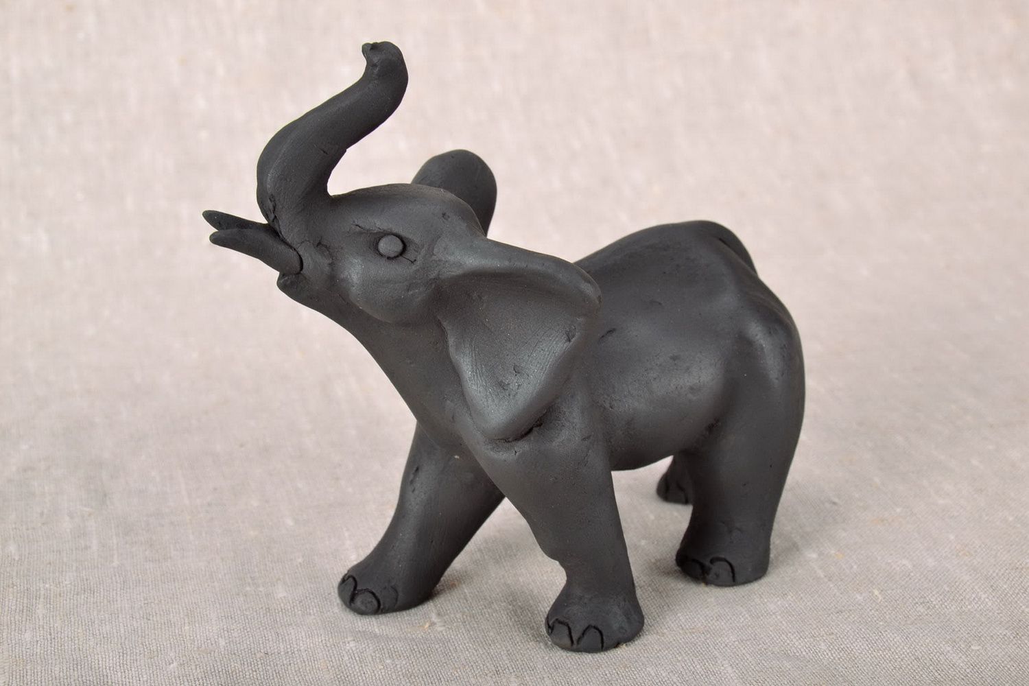 Ceramic statuette of elephant photo 3