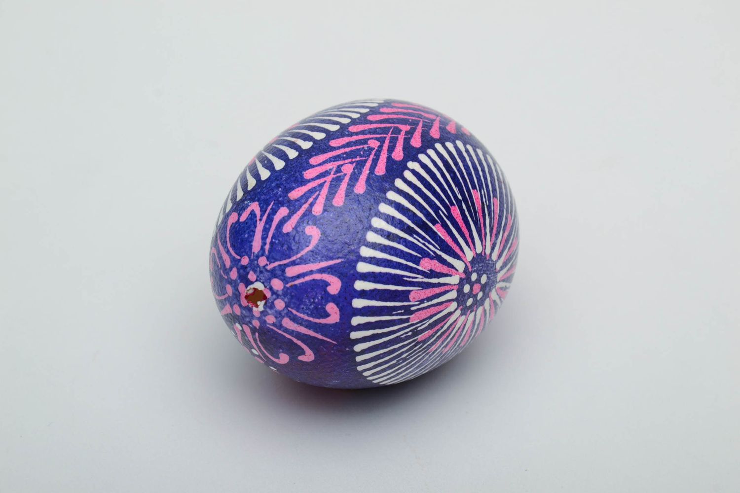 Декоративное яйцо ручной работы в лемковском стиле  фото 4