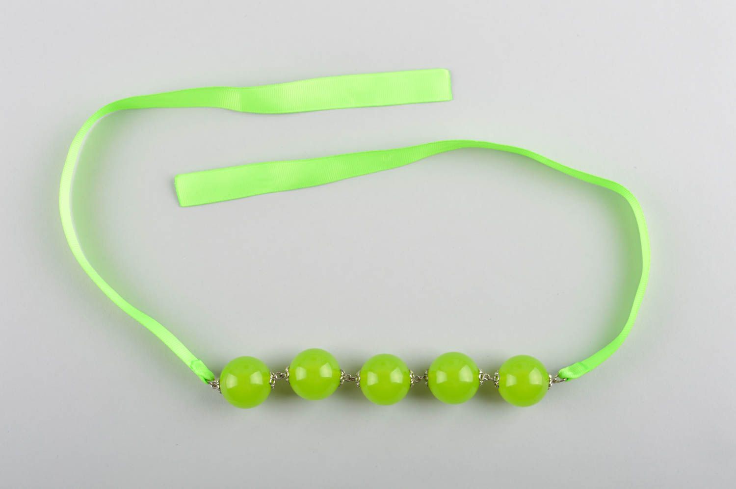 Collier fantaisie Bijou fait main perles verre ruban vert clair Accessoire femme photo 5