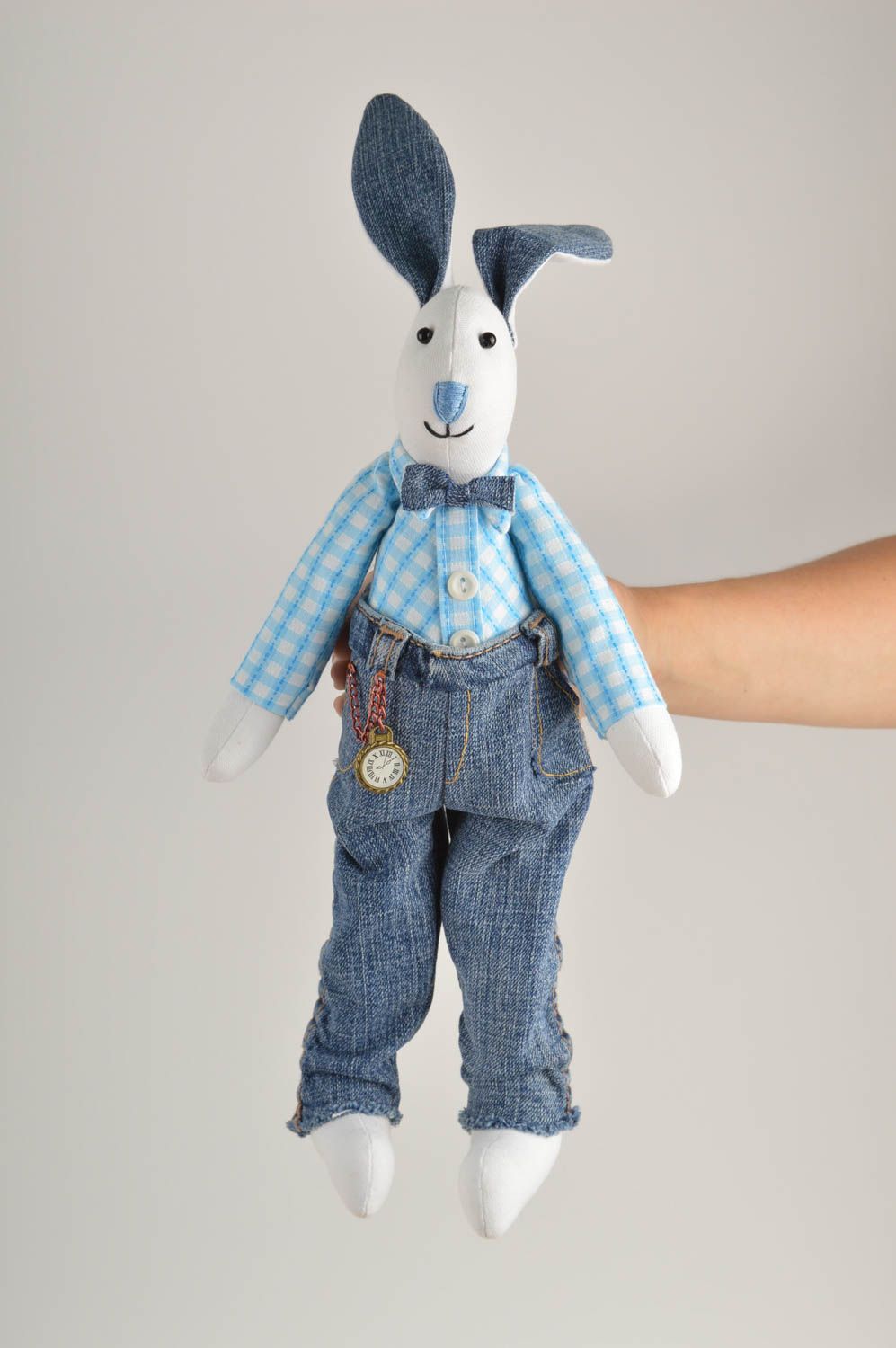 Игрушка ручной работы игрушка заяц в джинсах и рубашке оригинальная игрушка фото 4