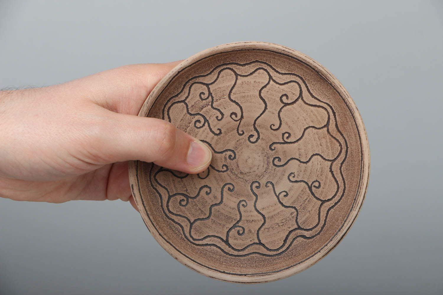 Ceramic saucer with beautiful patterns photo 4