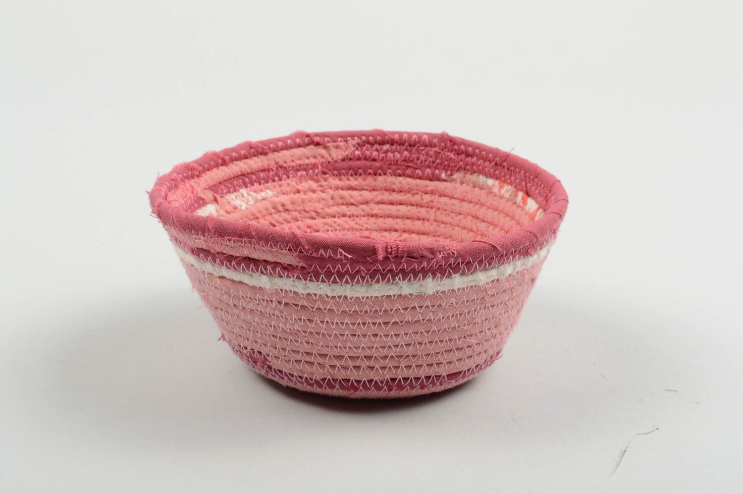 Cuenco artesanal de tela envase para bombones rosado artículo de patchwork  foto 2