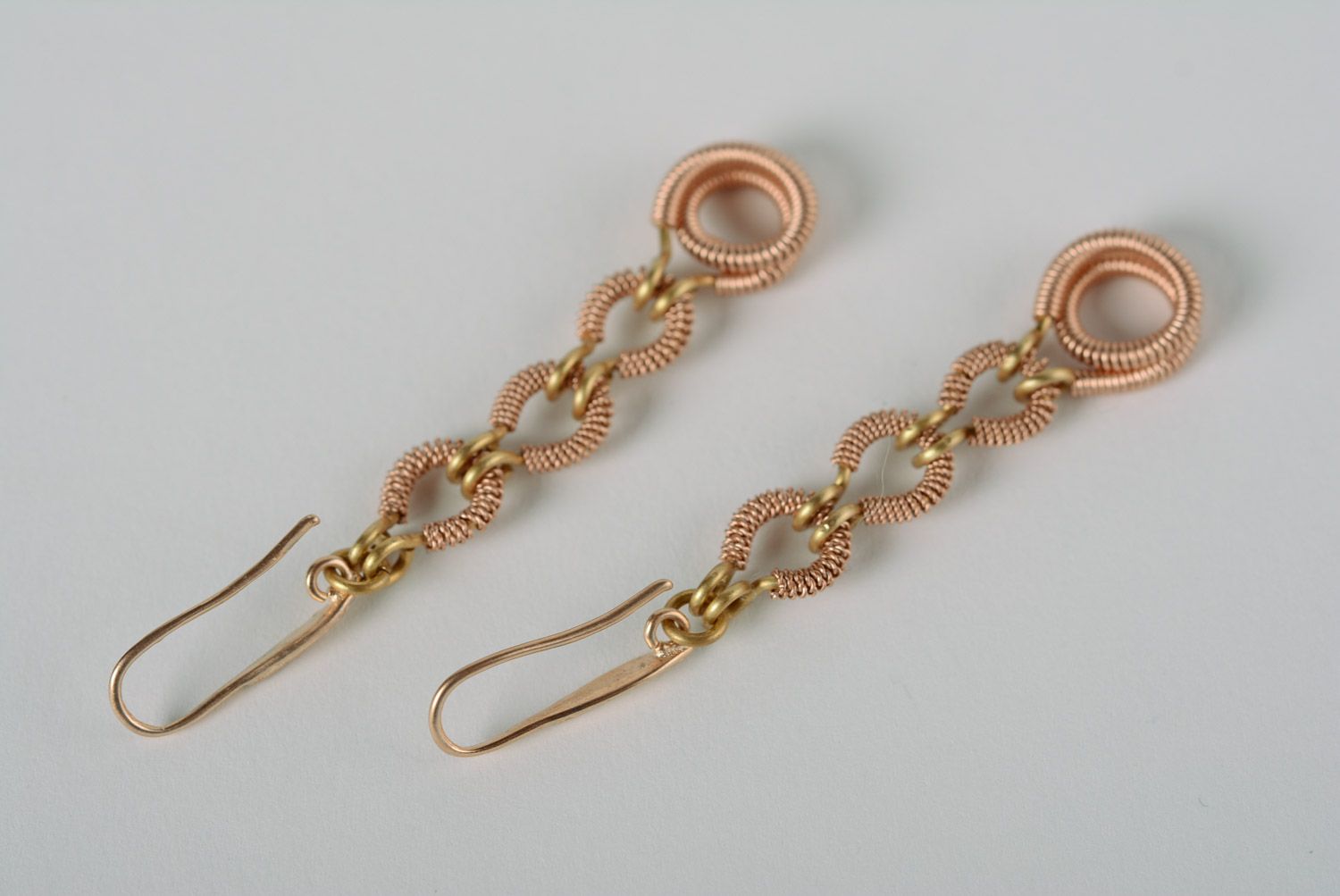 Handmade chainmaille long metal earrings with gilding photo 3