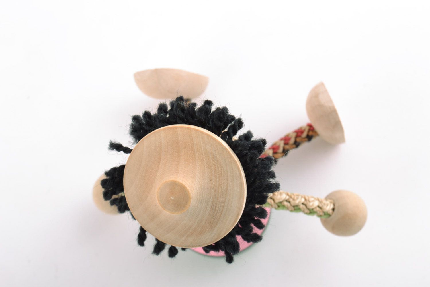 Деревянная игрушка расписная ручной работы авторская небольшая красивая фото 4