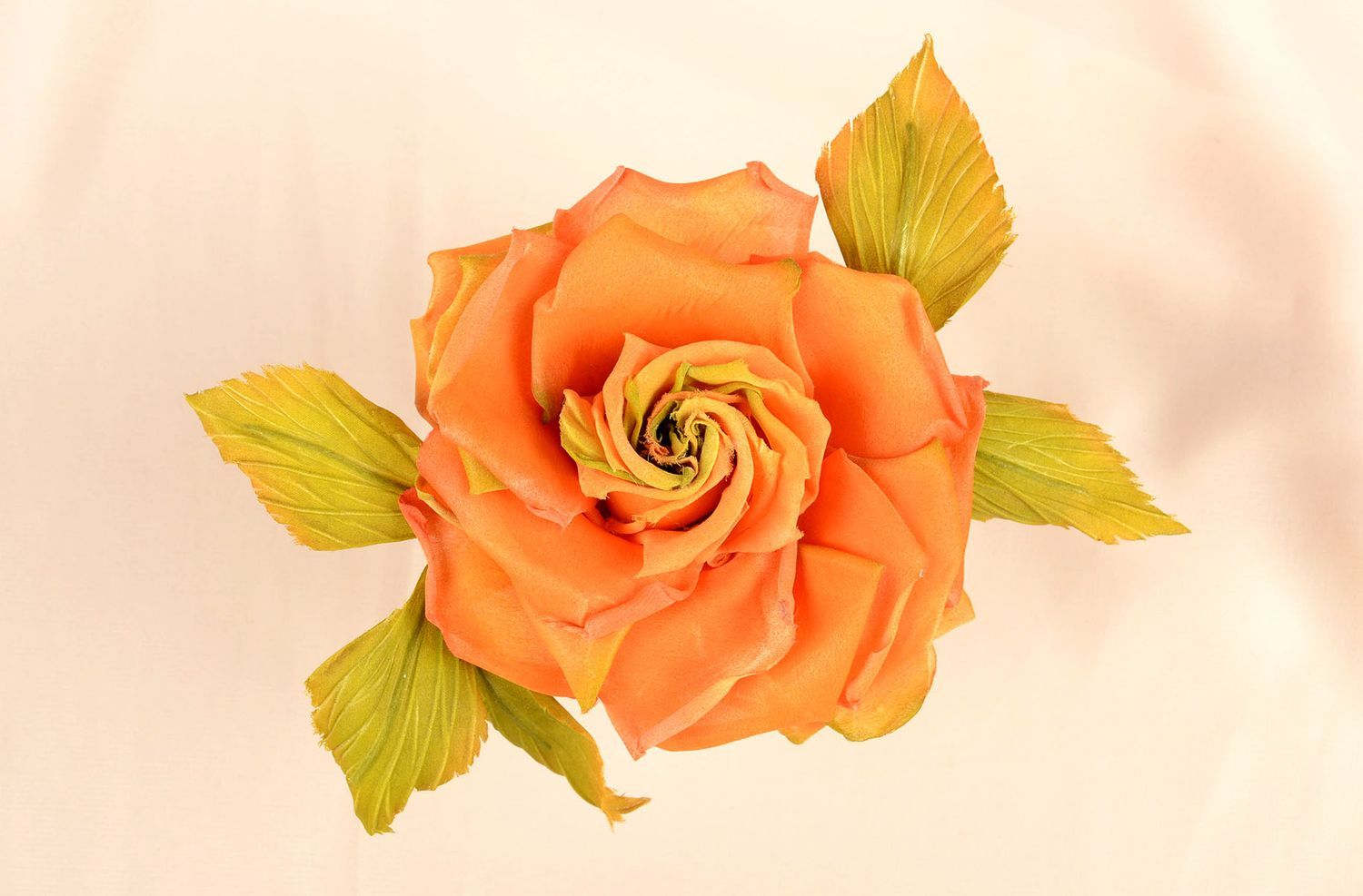 Broche fleur orange fait main Bijou tissu soie Accessoire femme design photo 5