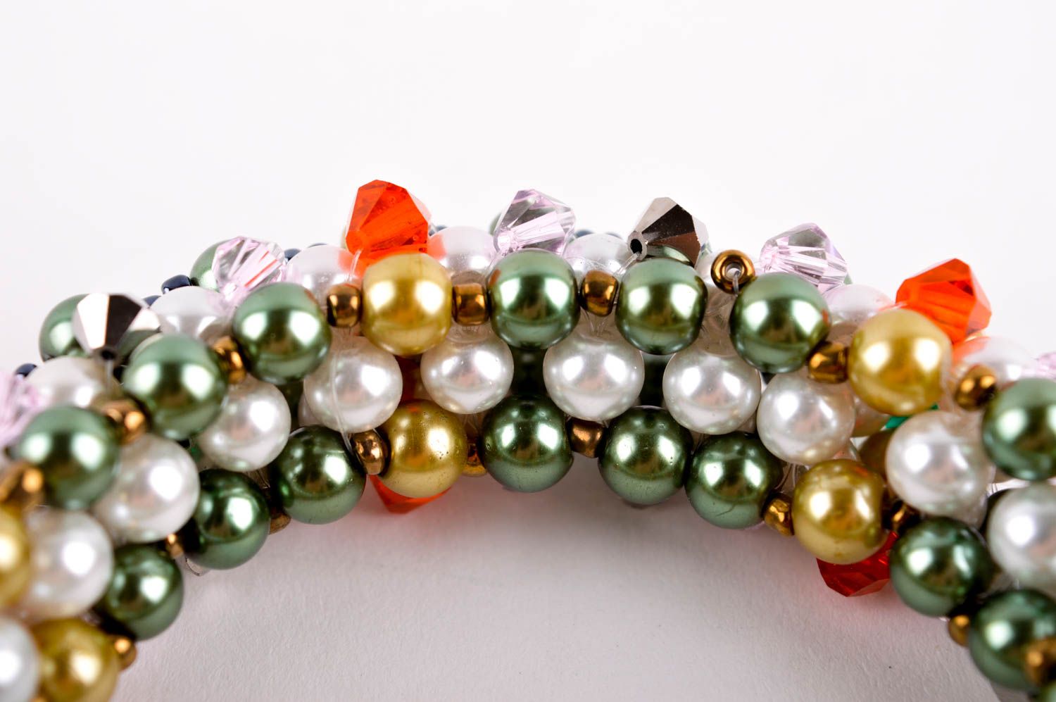 Bracelet large Bijou fait main en perles de rocaille et cristaux Cadeau femme photo 4